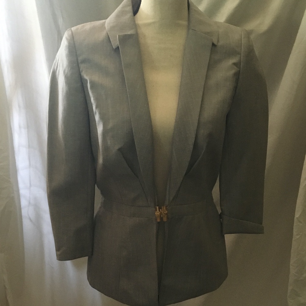 Bill Blass New York, silver grey linen 1 button horn clasp women’s suit jacket